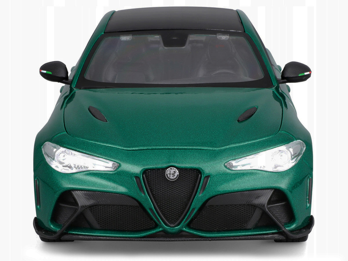 Alfa Romeo Giulia GTA 1/18 Diecast Model Green Metallic by Bburago-0