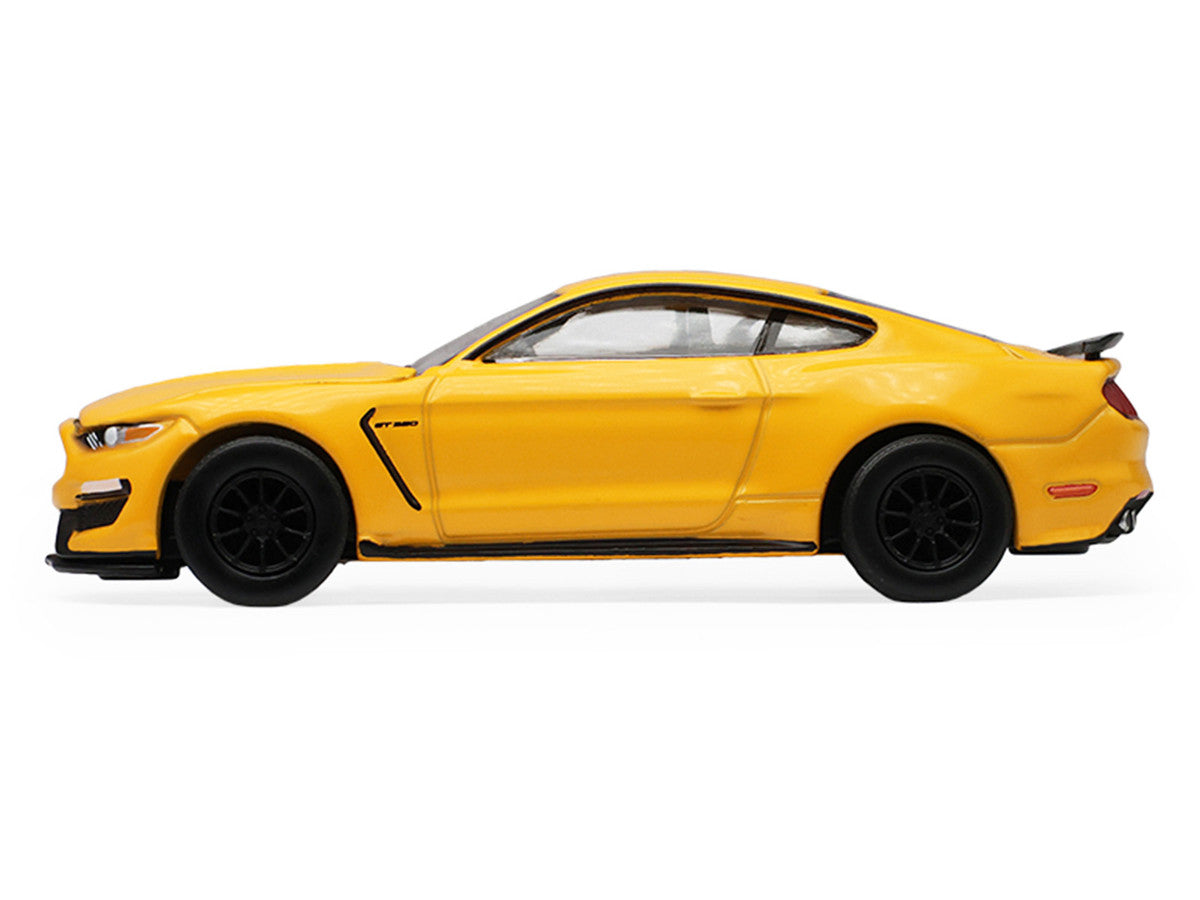 2017 Ford Mustang Shelby GT350 Triple Yellow Tri-Coat "Stampede" Series 2 1/64 Diecast Model Car by Greenlight-2