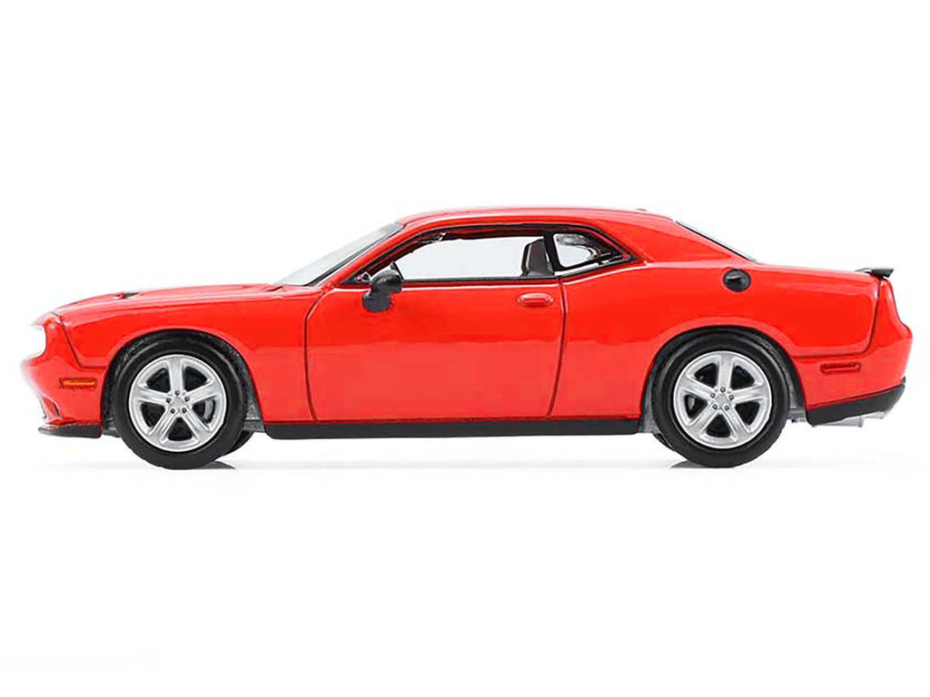 2016 Dodge Challenger RT Torred "GreenLight Muscle" Series 30 1/64 Diecast Model Car by Greenlight-0
