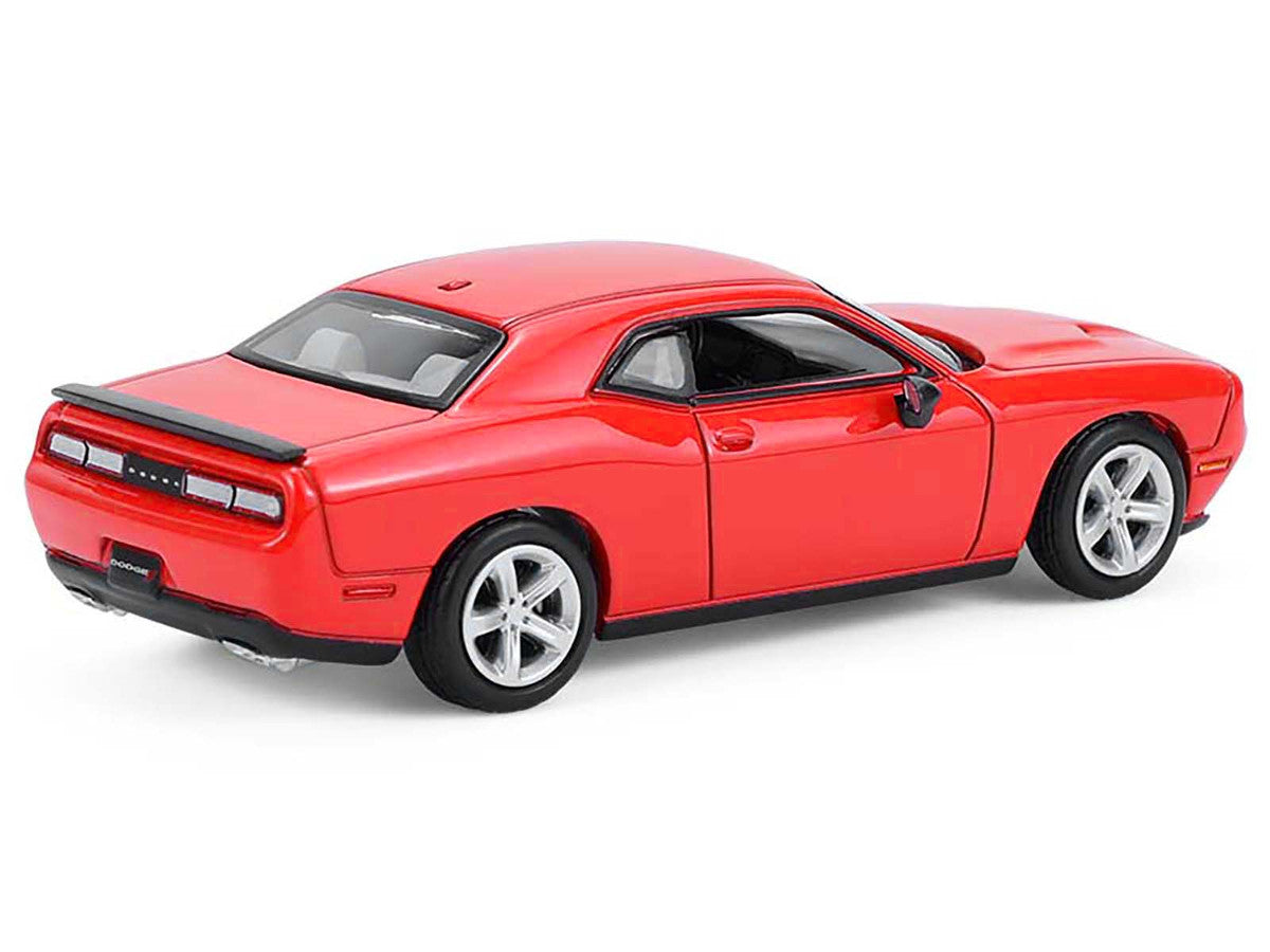 2016 Dodge Challenger RT Torred "GreenLight Muscle" Series 30 1/64 Diecast Model Car by Greenlight-1