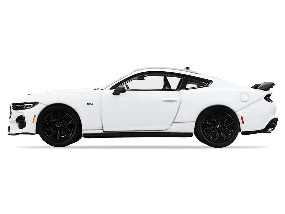 2024 Ford Mustang Oxford White with Black Top "GreenLight Muscle" Series 30 1/64 Diecast Model Car by Greenlight-0