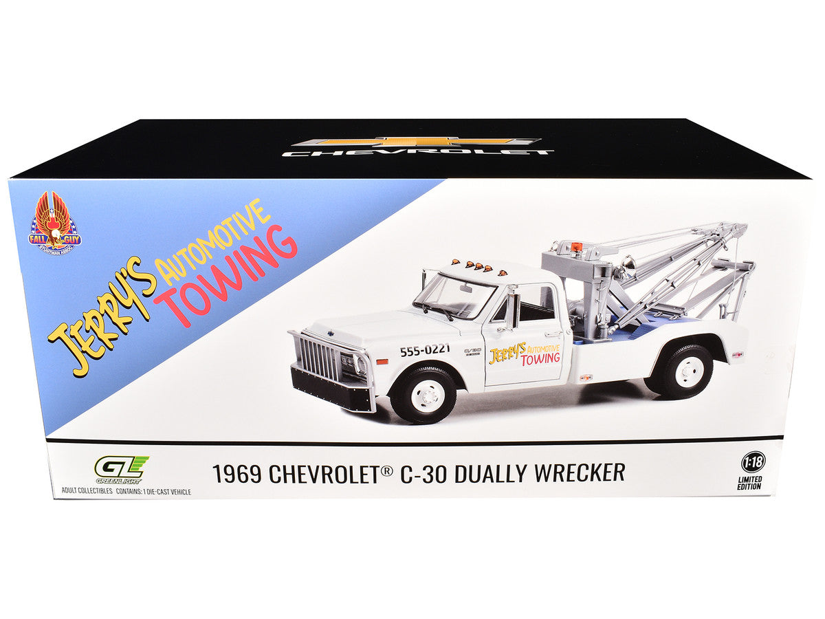 1969 Chevrolet C-30 Dually Wrecker Jerry’s Towing "Fall Guy Stuntman Association" "The Fall Guy" (1981-1986) TV Series 1/18 Diecast Model Car by Greenlight-2