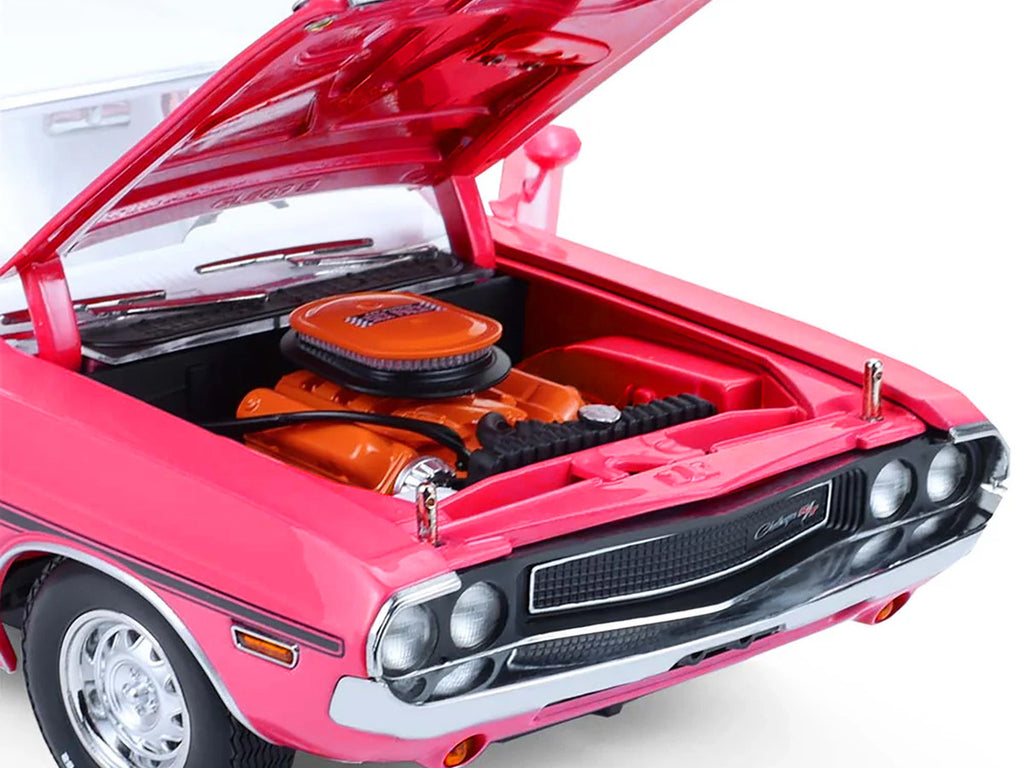 1970 Dodge Challenger R/T 440 Six Pack Panther Pink with Black Stripes White Top and White Interior 1/18 Diecast Model Car by Greenlight-3