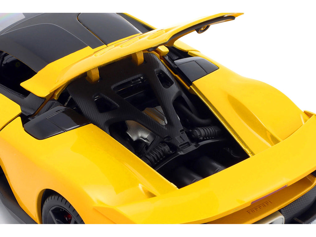 Bburago 1:18 Ferrari F80 Yellow/Black — product image 4
