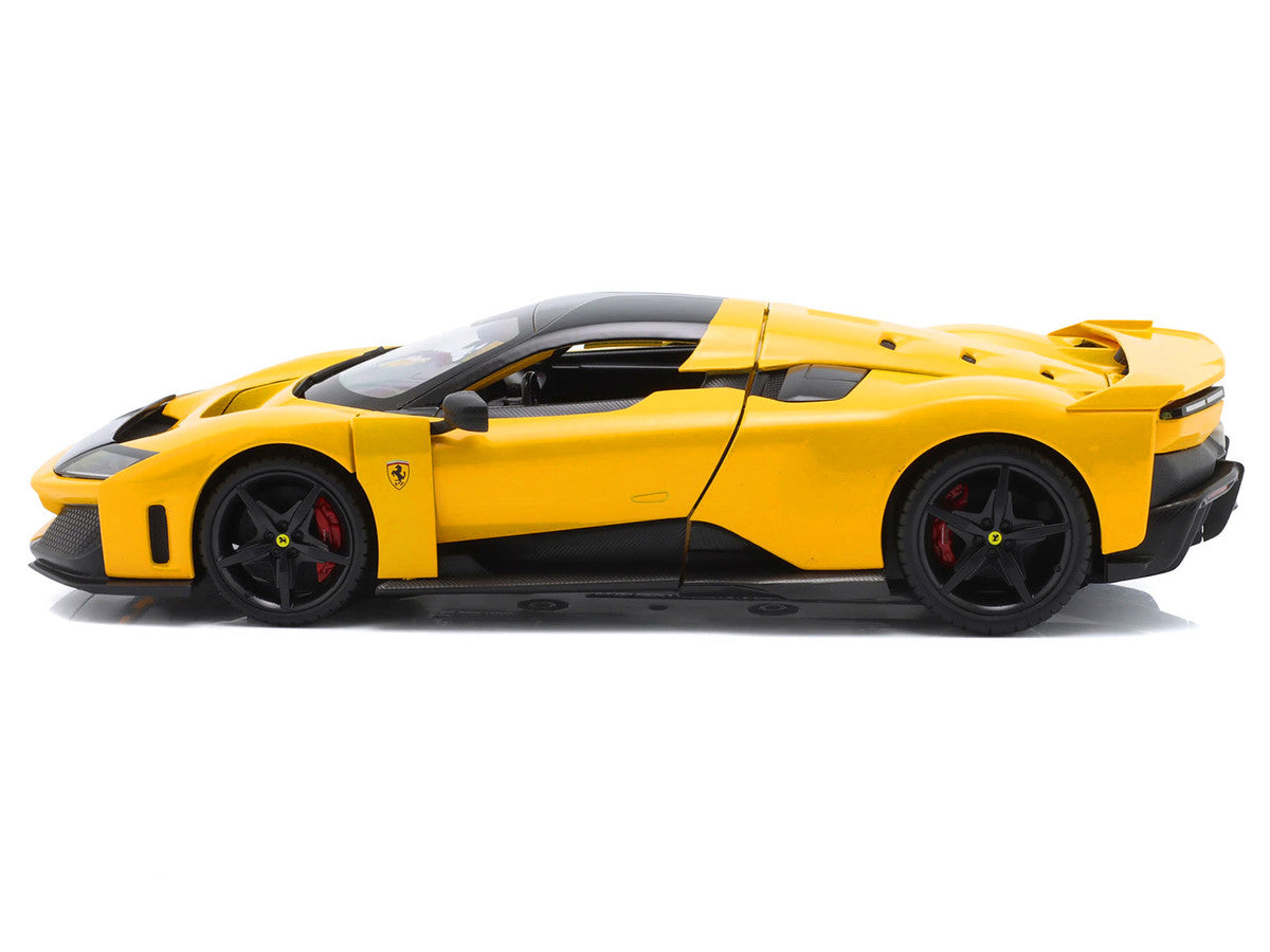 Bburago 1:18 Ferrari F80 Yellow/Black — product image 1