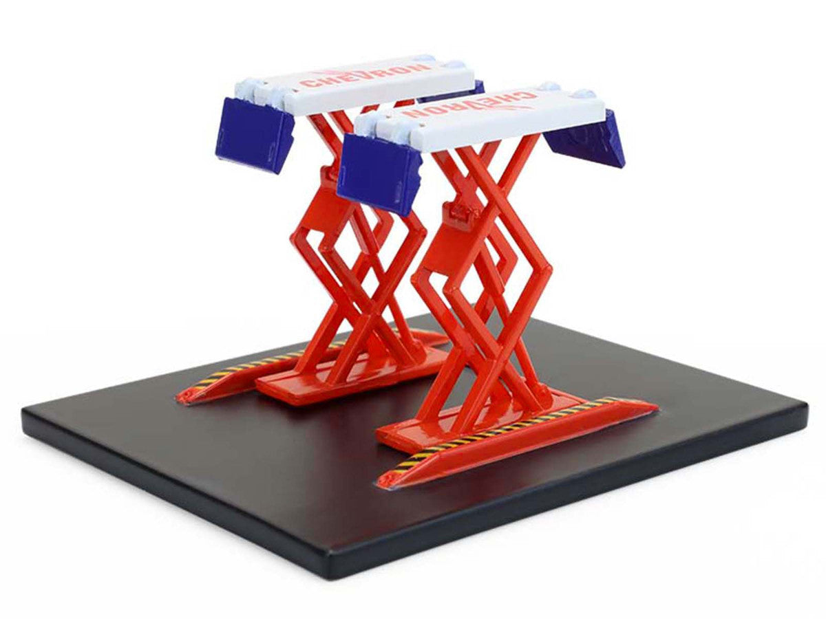 Automotive Double Scissor Lift "Chevron" White and Red "Double Scissor Lifts" Series 2 1/64 Diecast Model by Greenlight-3