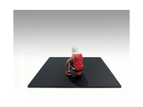"Figure24 Series 1" Figure 707 for 1/24 Scale Models by American Diorama-1
