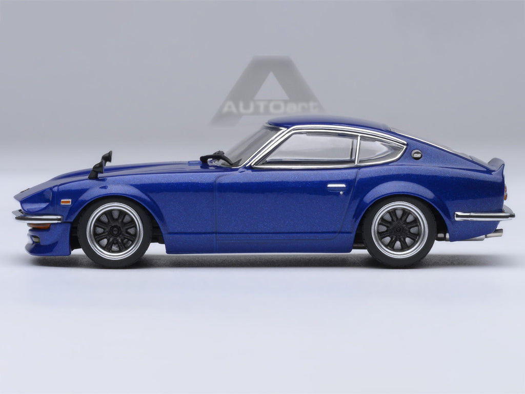 Nissan Fairlady Z RHD (Right Hand Drive) "Akuma No Z" Blue Metallic "Wangan Midnight - Comic #1 Version" Manga 1/64 Model Car by Autoart-1