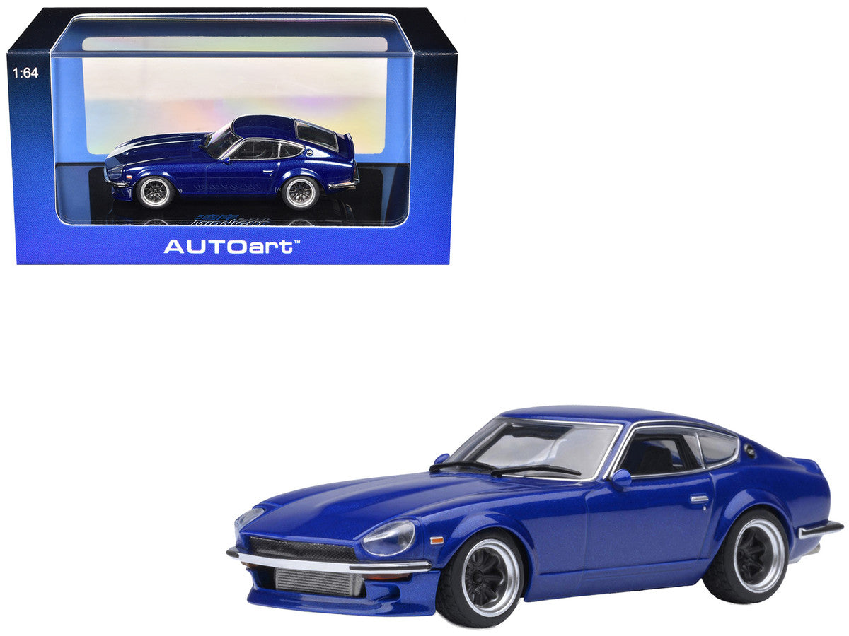 Nissan Fairlady Z RHD (Right Hand Drive) "Akuma No Z" Blue Metallic "Wangan Midnight - Comic #4 Version" Manga 1/64 Model Car by Autoart-4