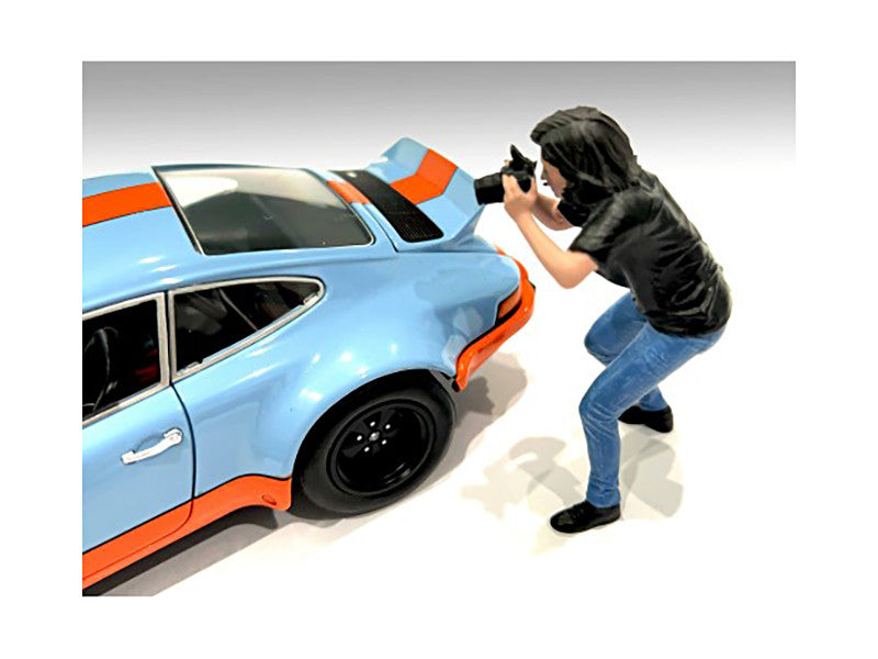 "Photographers" Figure #4 for 1/24 Scale Models by American Diorama-2