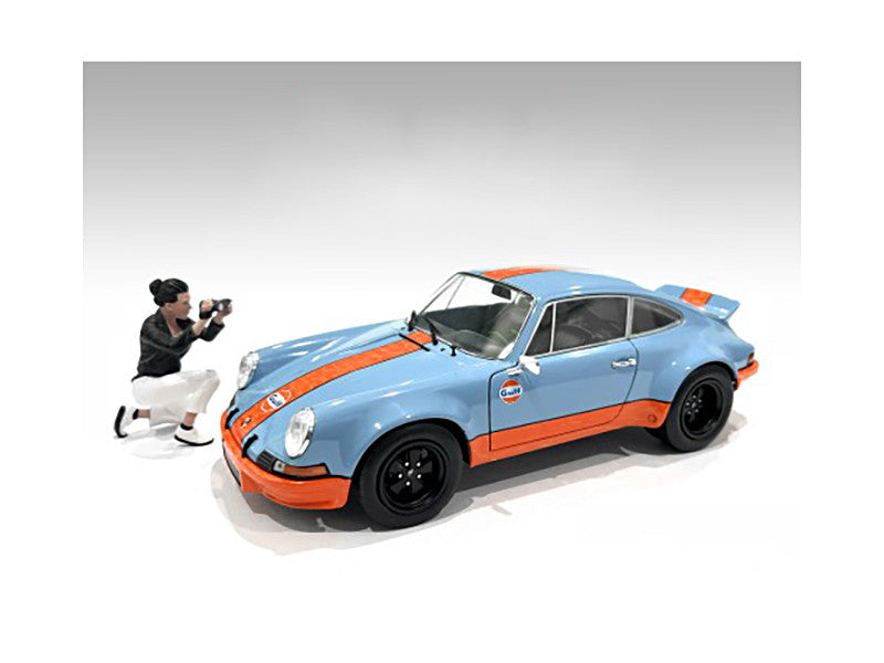 "Photographers" Figure #5 for 1/18 Scale Models by American Diorama-0