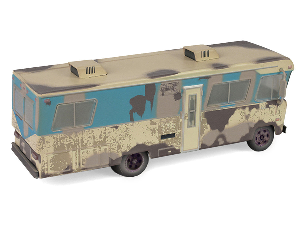 1972 Condor II RV (Recreational Vehicle) "Going on Vacation" Evergreen (Weathered) "Hobby Exclusive" Series 1/64 Diecast Model Car by Greenlight-3
