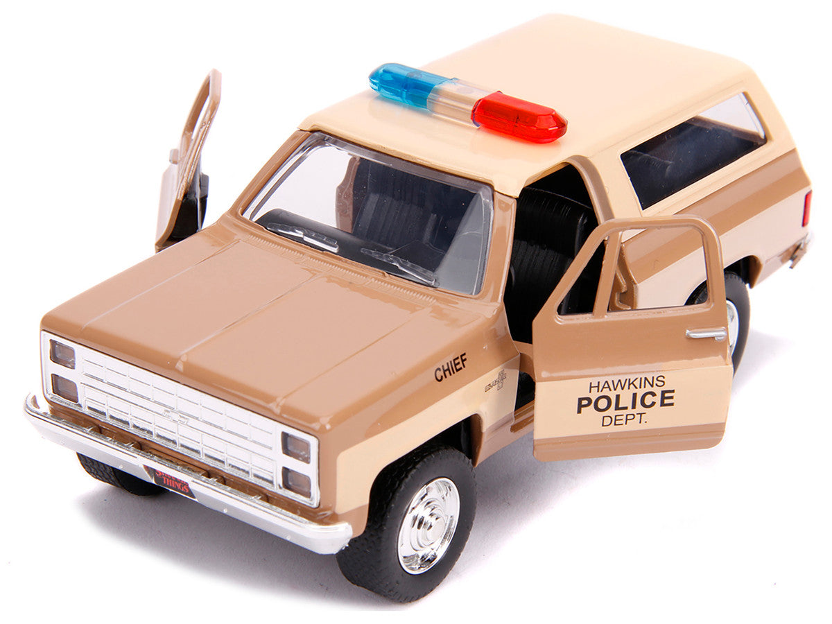 Hopper's Chevrolet Blazer "Hawkins Police Dept." "Stranger Things" (2016) TV Series "Hollywood Rides" 1/32 Diecast Model Car by Jada-2