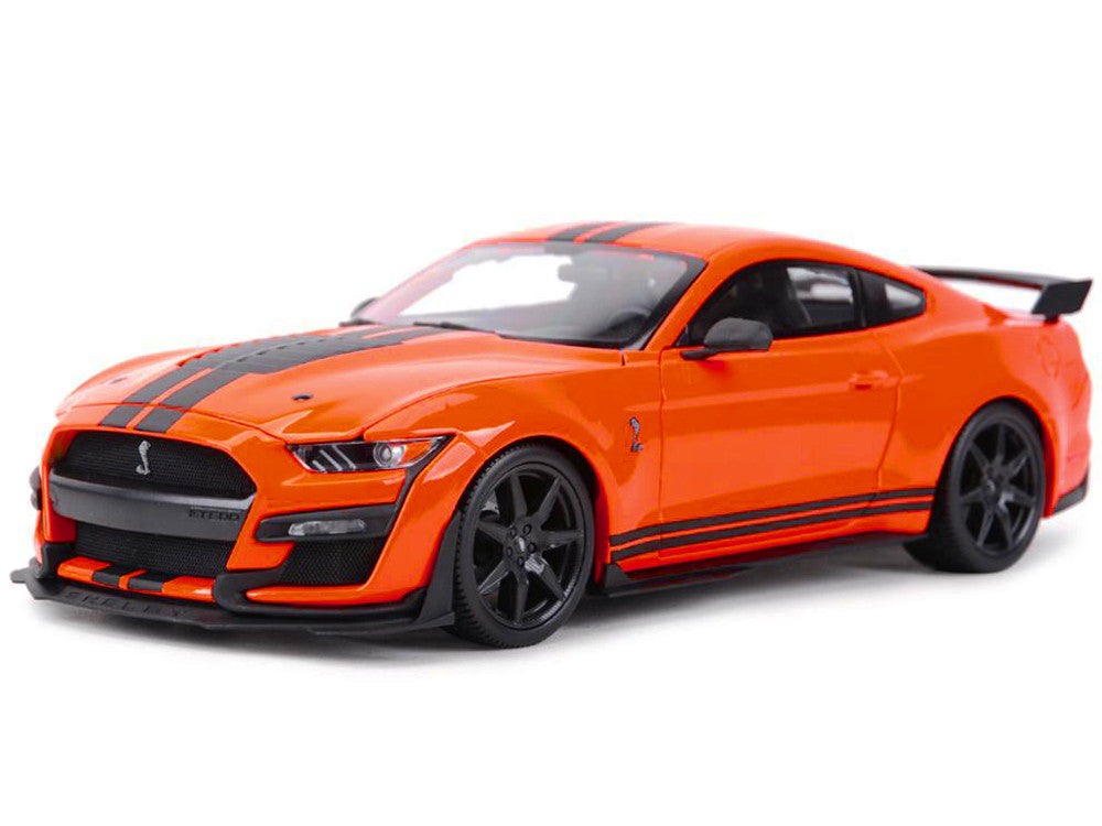 Maisto 1:18 2020 Ford Mustang Shelby GT500 Orange / Black Stripes — product image 2