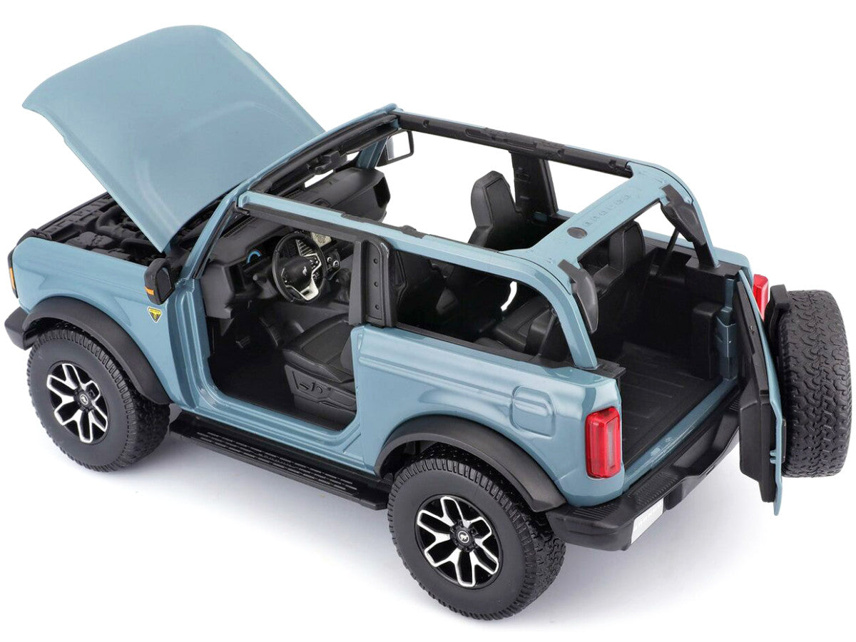 2021 Ford Bronco Badlands Blue "Special Edition" 1/18 Diecast Model Car by Maisto-2