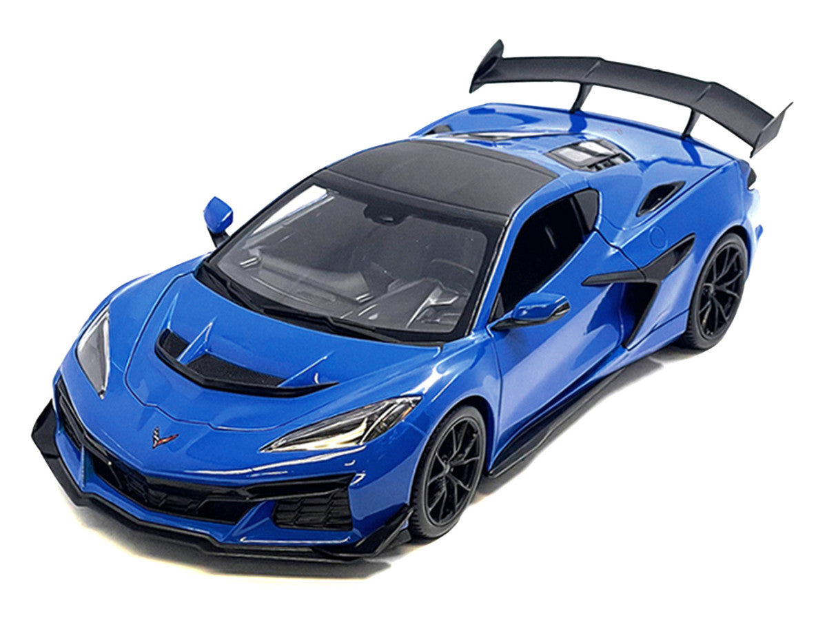 Chevrolet Corvette ZR1 Coupe Blue with Carbon Top "Special Edition" Series 1/18 Diecast Model Car by Maisto-1