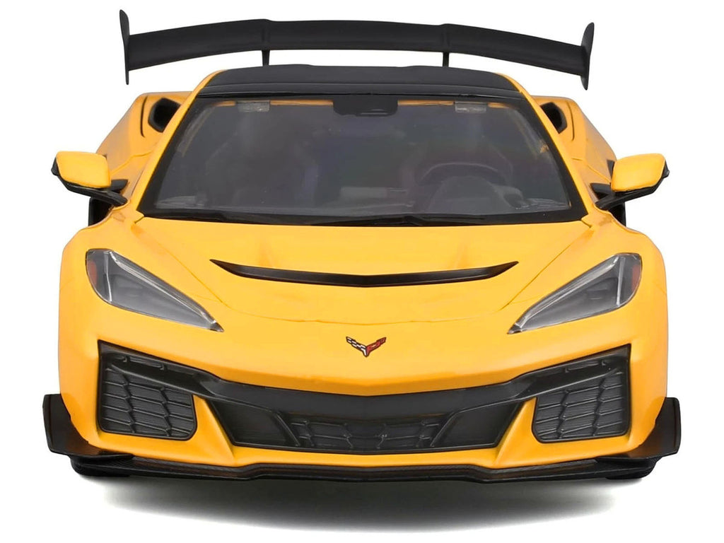 Chevrolet Corvette ZR1 Coupe Yellow with Carbon Top "Special Edition" Series 1/18 Diecast Model Car by Maisto-0