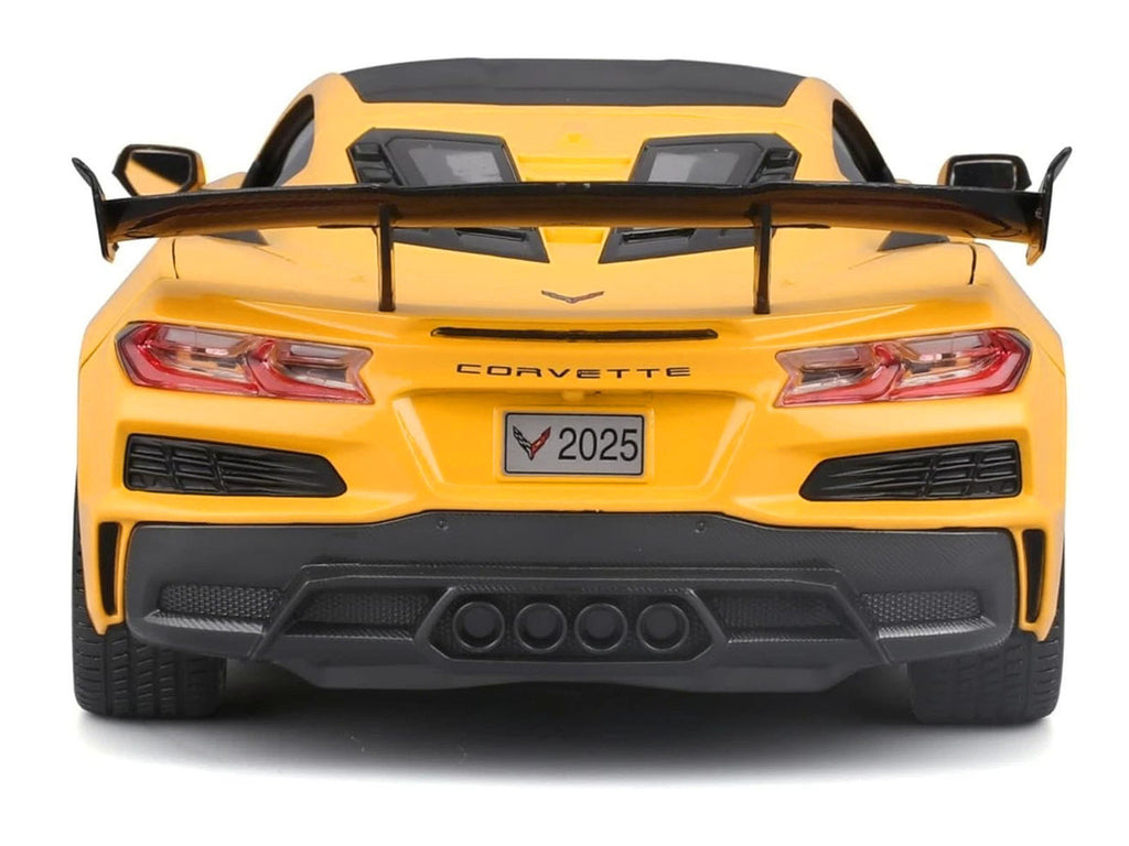 Chevrolet Corvette ZR1 Coupe Yellow with Carbon Top "Special Edition" Series 1/18 Diecast Model Car by Maisto-3