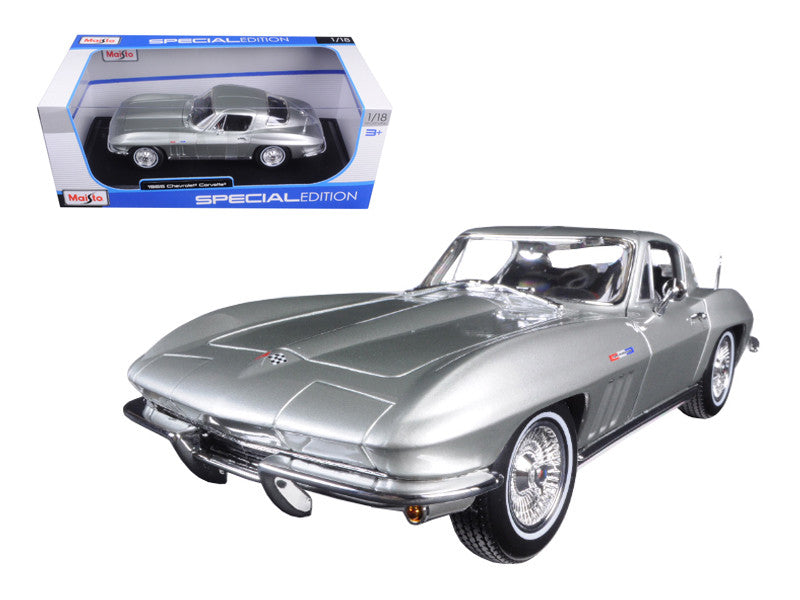 Maisto 1:18 1965 Chevrolet Corvette Silver — product image 1