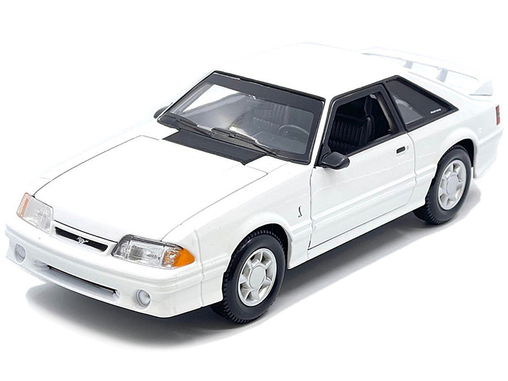 1993 Ford Mustang SVT Cobra White "Special Edition" Series 1/24 Diecast Model Car by Maisto-0