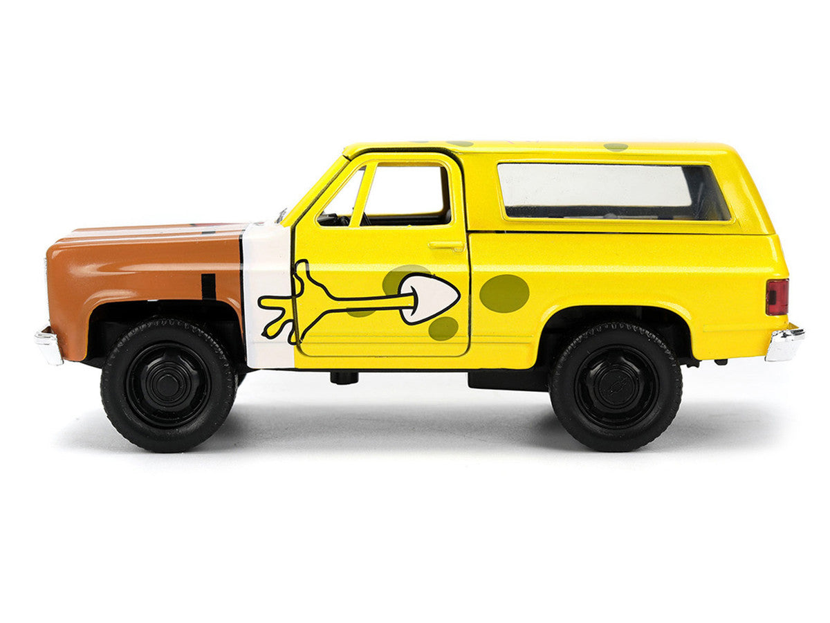1980 Chevrolet K5 Blazer "SpongeBob Star" Livery Yellow "SpongeBob SquarePants" (1999-Current) TV Series "Hollywood Rides" Series 1/32 Diecast Model Car by Jada-2