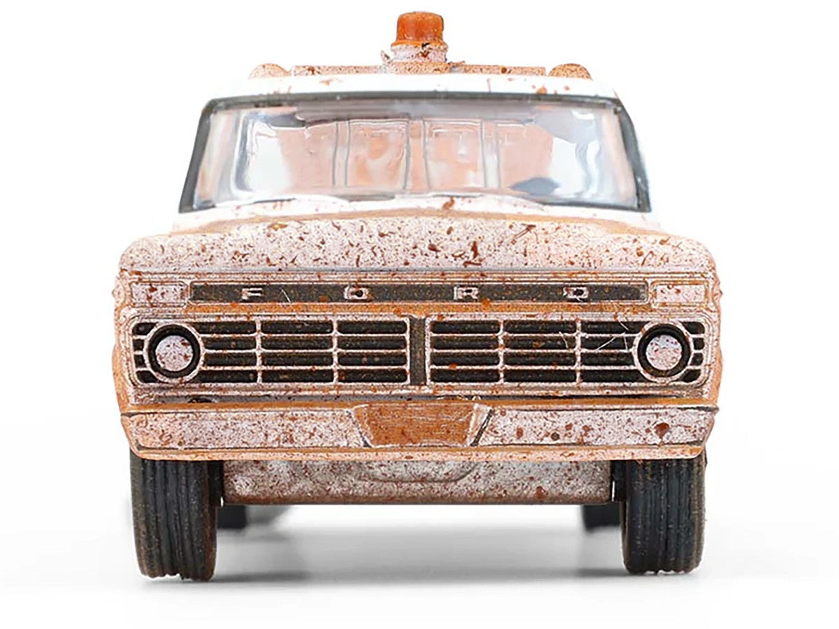 1973 Ford F-100 Tow Truck White (Weathered) "Blue Collar Collection" Series 14 1/64 Diecast Model Car by Greenlight-3
