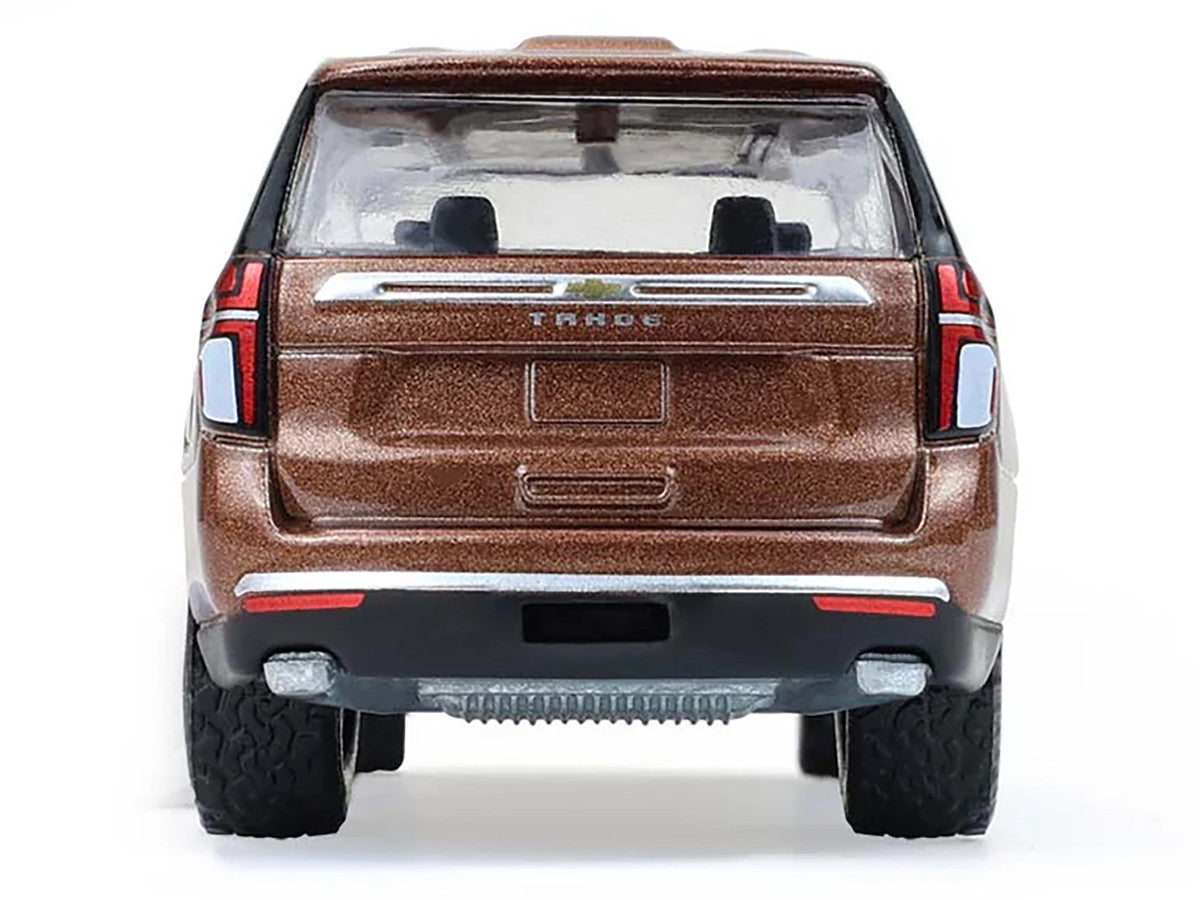 2022 Chevrolet Tahoe Auburn Metallic "Blue Collar Collection" Series 14 1/64 Diecast Model Car by Greenlight-3