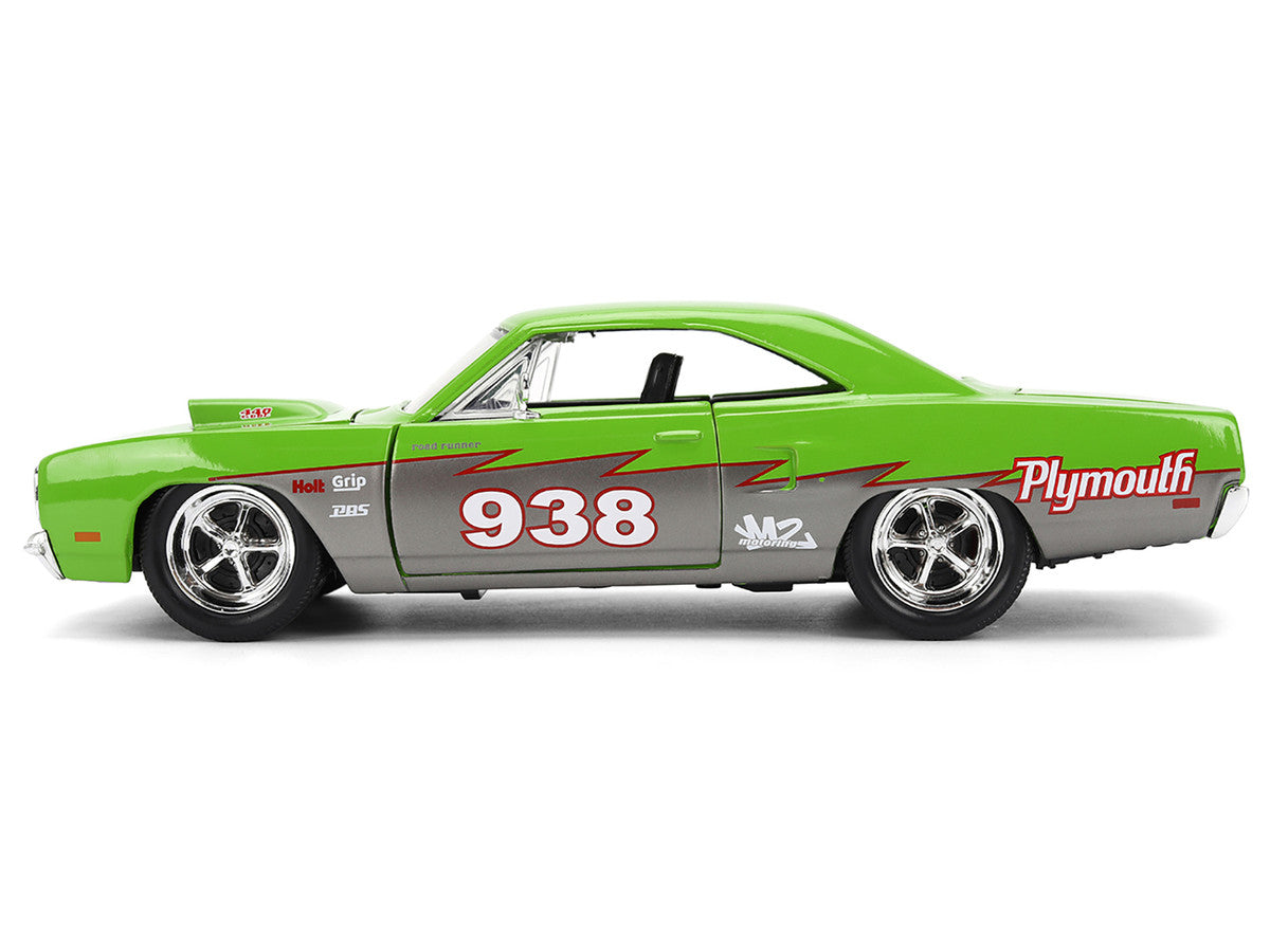 1970 Plymouth Road Runner #938 Green and Gray Metallic "Bigtime Muscle" Series 1/24 Diecast Model Car by Jada-2