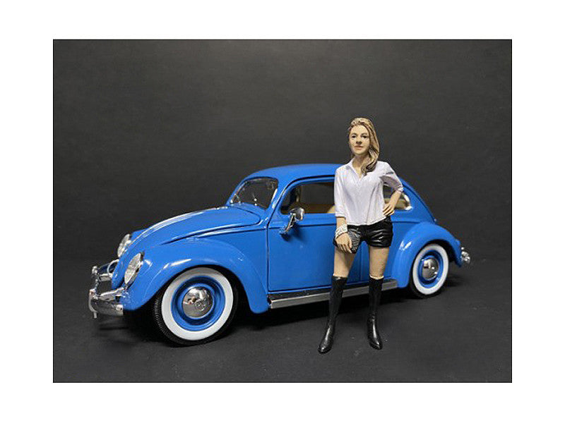 "Partygoers" Figurine VII for 1/24 Scale Models by American Diorama-0