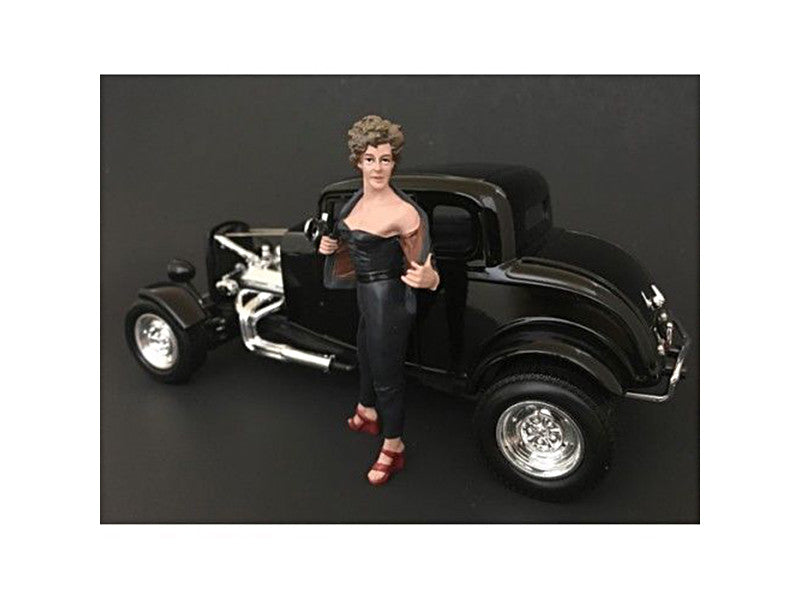50's Style Figure II for 1:24 Scale Models by American Diorama-0