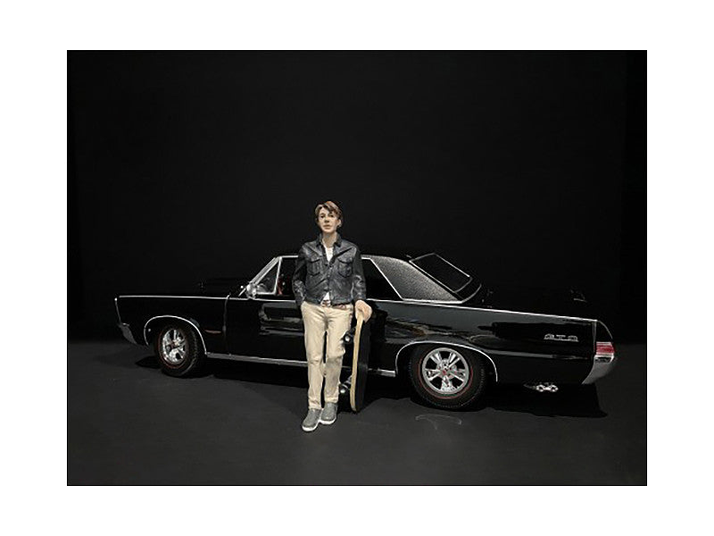 Skateboarder Figurine III for 1/24 Scale Models by American Diorama-0