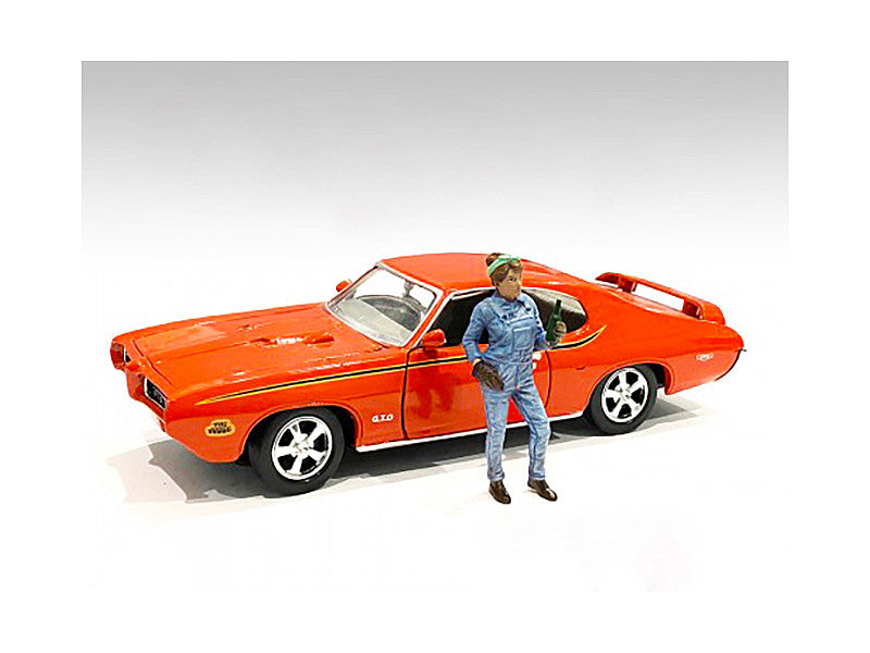Retro Female Mechanic IV Figurine for 1/24 Scale Models by American Diorama-0