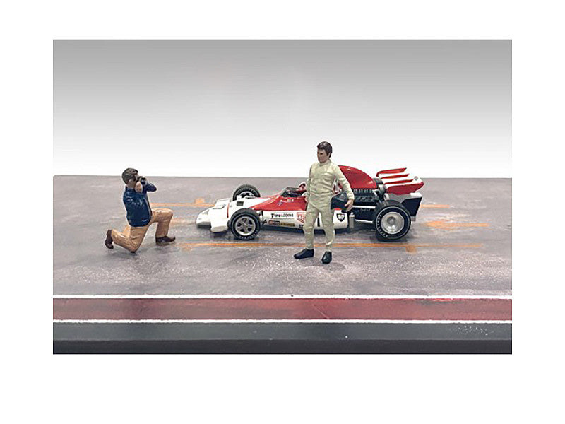 "Race Day" Two Diecast Figures Set 1 for 1/43 Scale Models by American Diorama-0