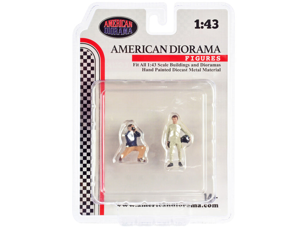 "Race Day" Two Diecast Figures Set 1 for 1/43 Scale Models by American Diorama-2