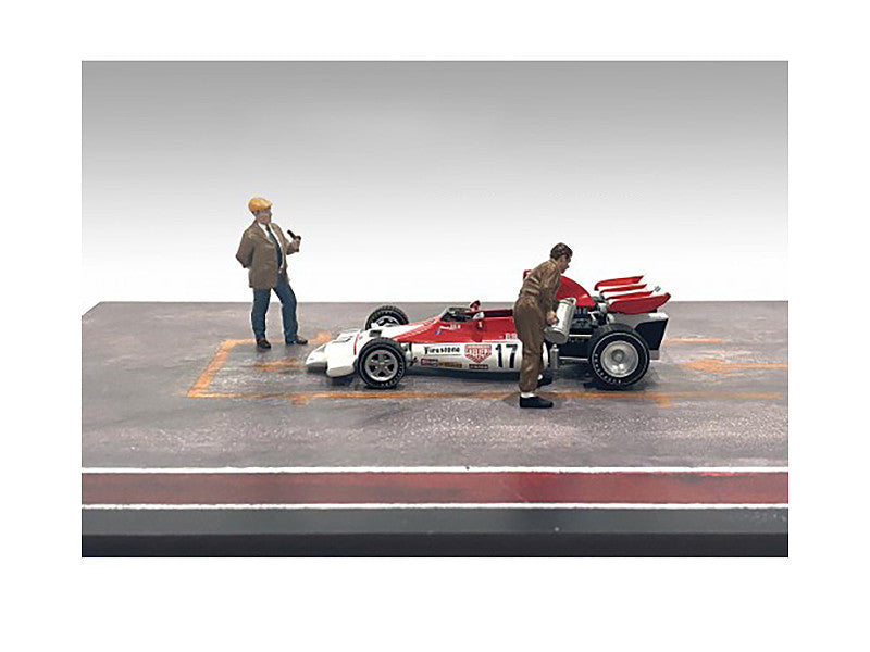 "Race Day" Two Diecast Figures Set 4 for 1/43 Scale Models by American Diorama-0