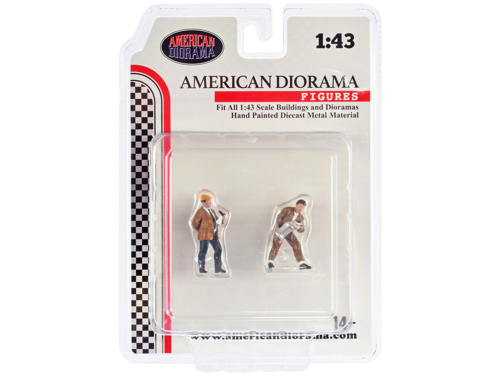 "Race Day" Two Diecast Figures Set 4 for 1/43 Scale Models by American Diorama-2