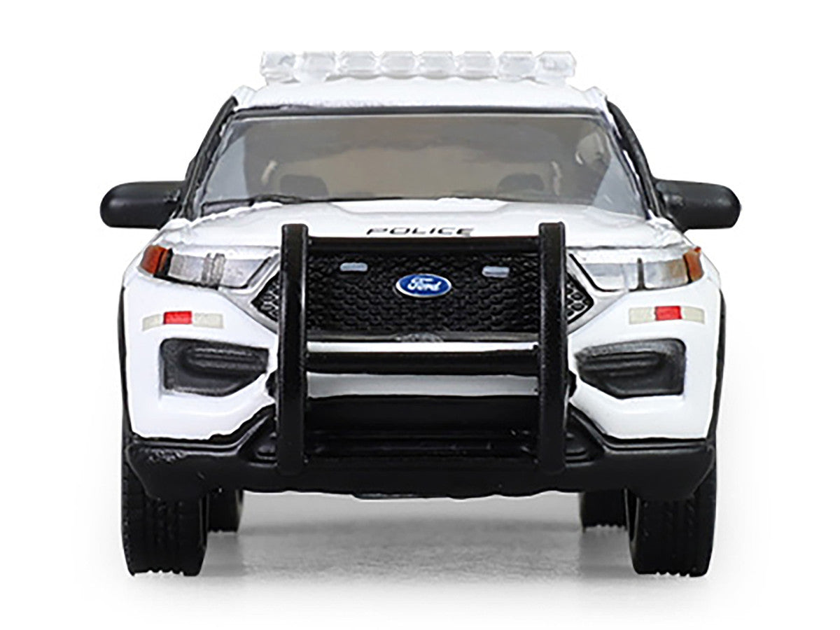 2024 Ford Police Interceptor Utility "Canada Military Police" White with Graphics "Hot Pursuit - Canada Special Edition" Series 1/64 Diecast Model Car by Greenlight-2