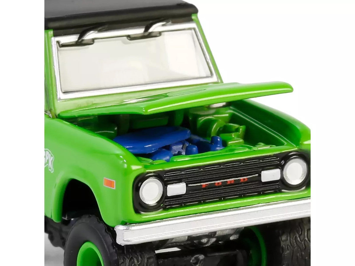 1969 Ford Bronco "Garbage Pail Kids: Super Snotty" Green with Black Top "San Diego Comic-Con 2024 Exclusive" 1/64 Diecast Model Car by Greenlight-2