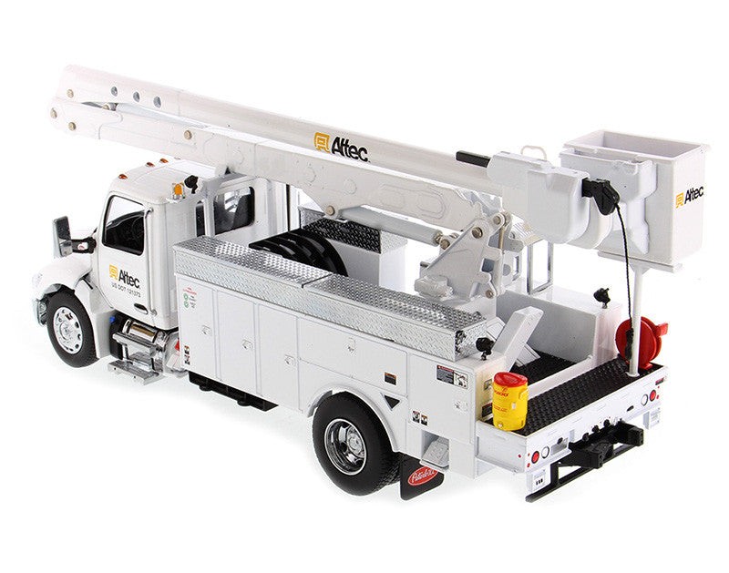 Peterbilt 536 Truck with Altec AA55 Aerial Service Body White "Transport Series" 1/32 Diecast Model by Diecast Masters-2