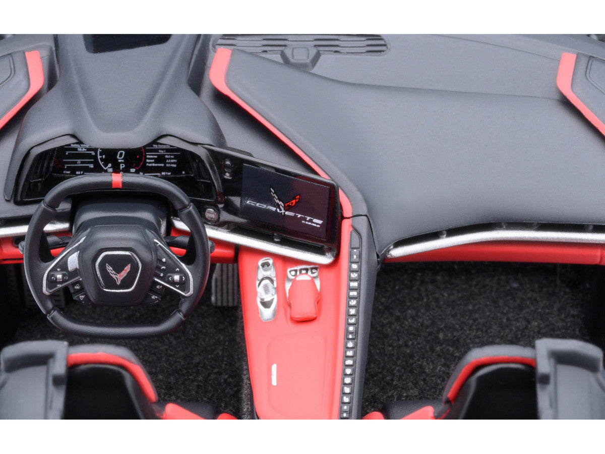 2020 Chevrolet Corvette C8 Stingray Black 1/18 Model Car by Autoart-1