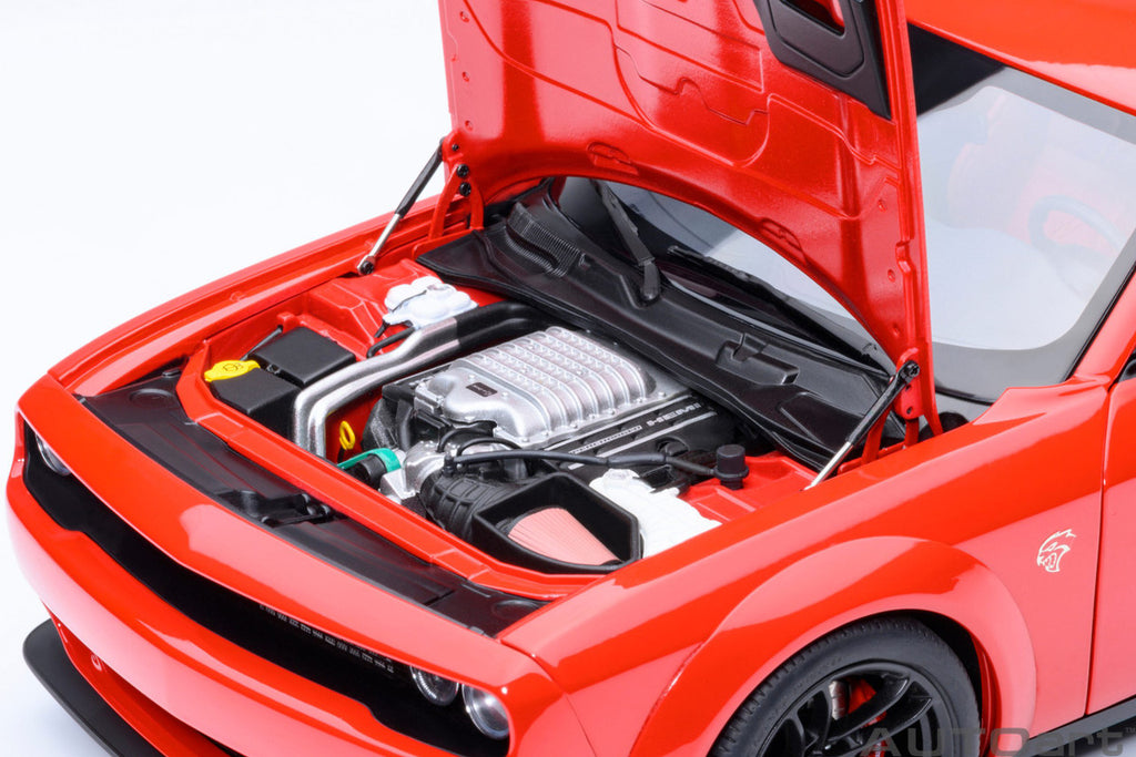 2022 Dodge Challenger SRT Jailbreak Torred with Red Interior 1/18 Model Car by Autoart-0