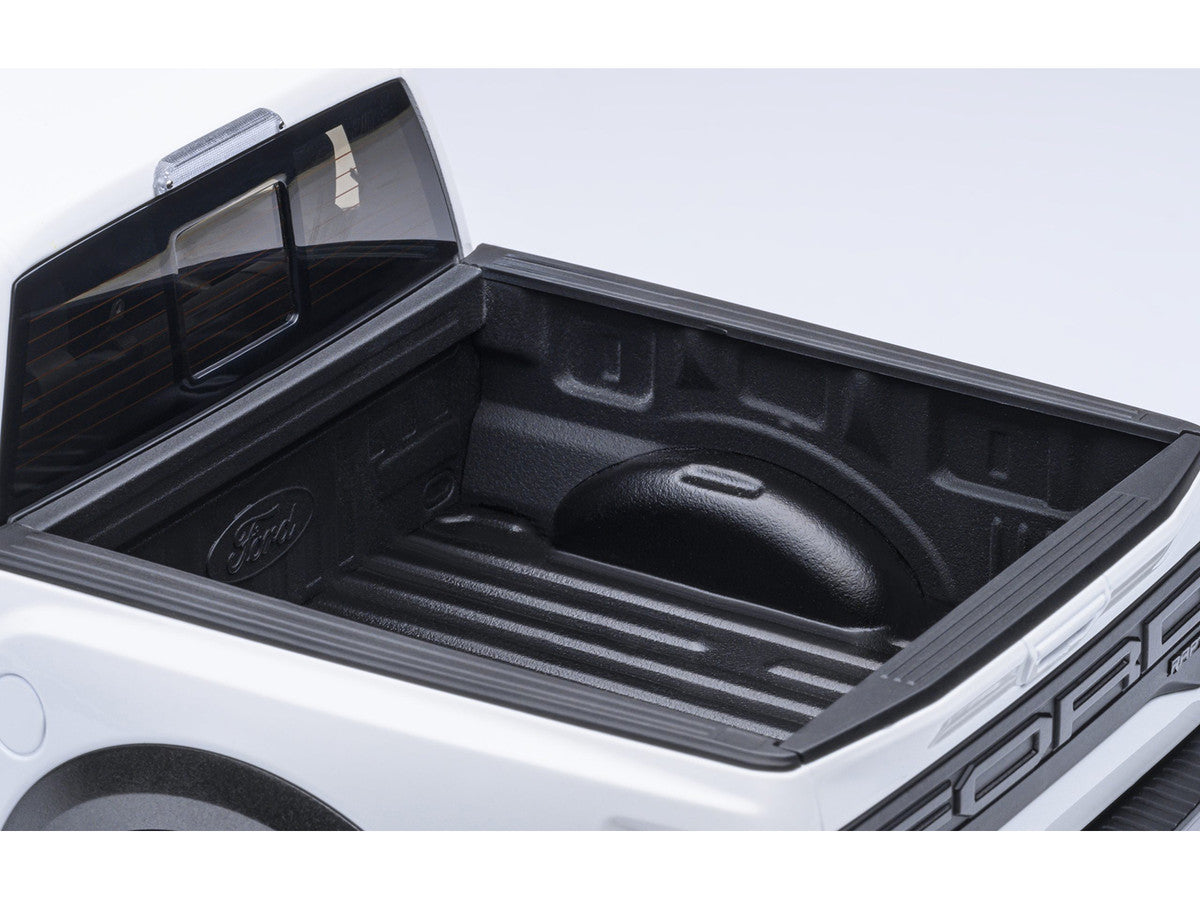 2019 Ford F-150 Raptor Pickup Truck Oxford White 1/18 Model Car by Autoart-2