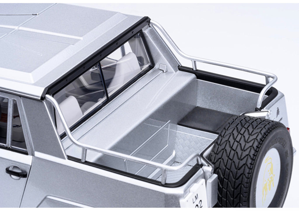 Lamborghini LM002 Argento Silver Metallic with White Interior 1/18 Model Car by Autoart-1