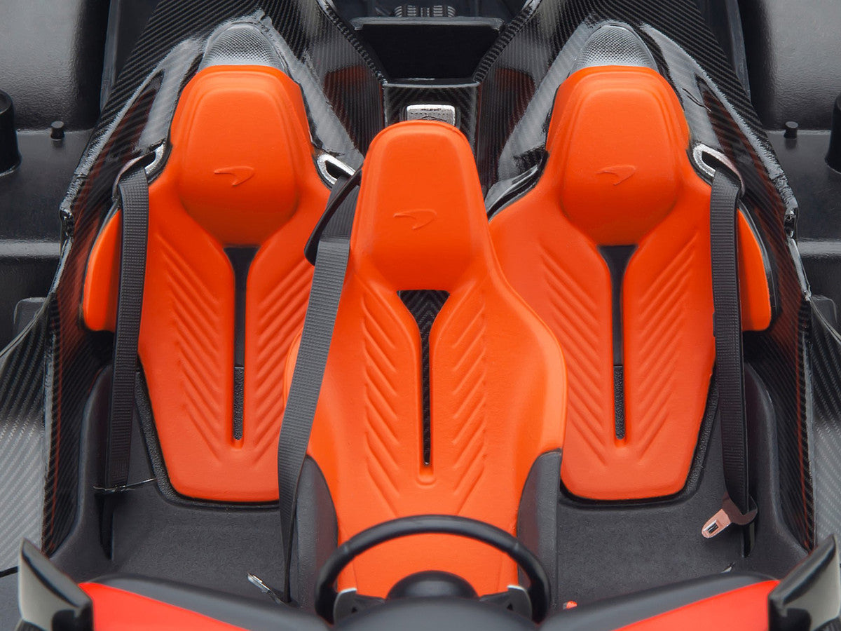 McLaren Speedtail Volcano Orange Metallic with Black Top and Suitcase Accessories 1/18 Model Car by Autoart-4