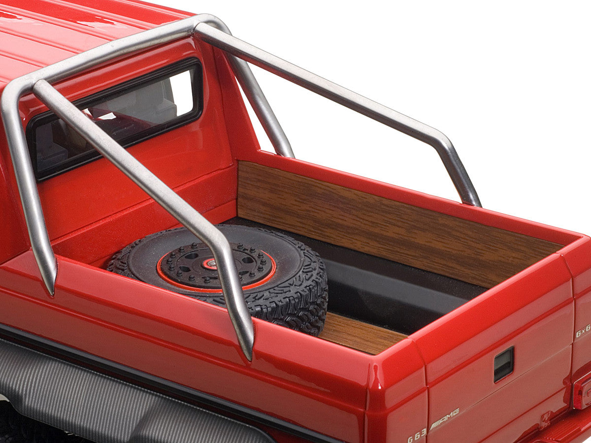 Mercedes G63 AMG 6X6 Red 1/18 Model Car by Autoart-3