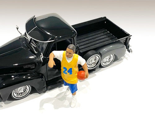 "Lowriderz" Figurine III for 1/24 Scale Models by American Diorama-1