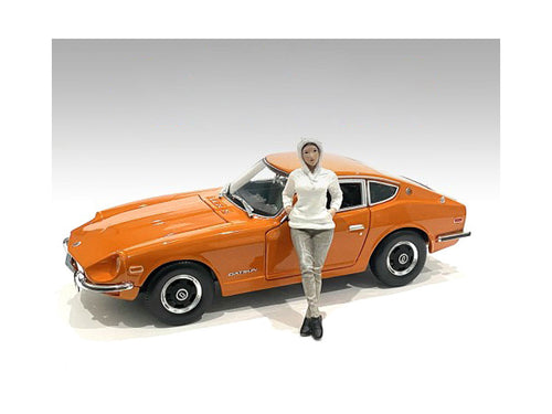 "Car Meet 2" Figurine I for 1/24 Scale Models by American Diorama-0