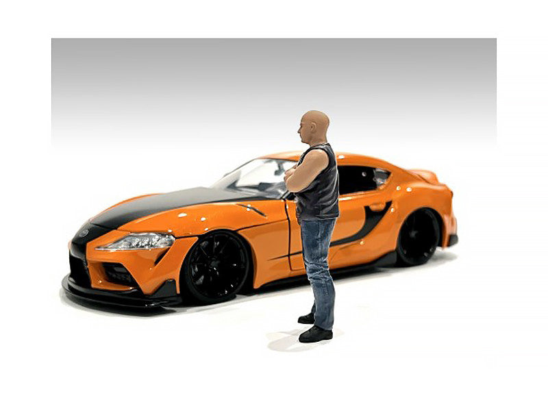 "Car Meet 3" Figurine 1 for 1/24 Scale Models by American Diorama-2
