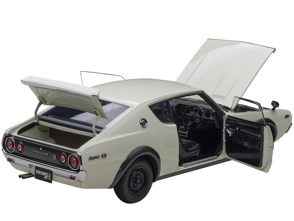 Nissan Skyline 2000GT-R (KPGC110) RHD (Right Hand Drive) White 1/18 Model Car by Autoart-1