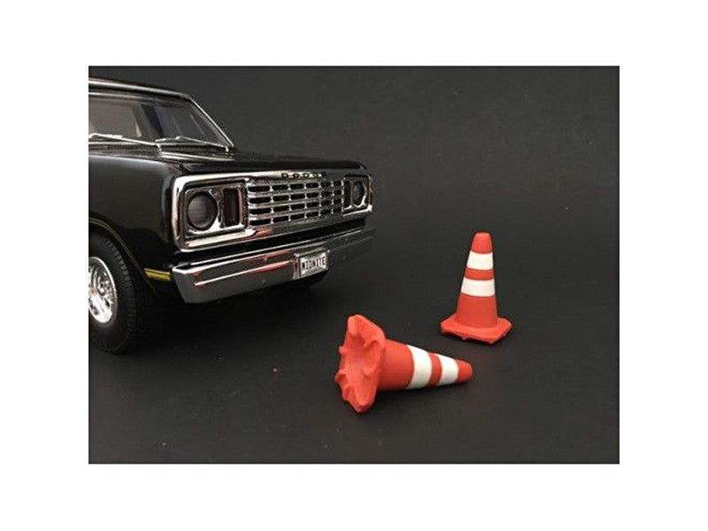 Traffic Cones Set of 4 Accessory For 1:24 Models by American Diorama-0